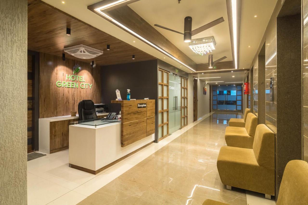 Hotel Green City Gandhinagar Exterior photo