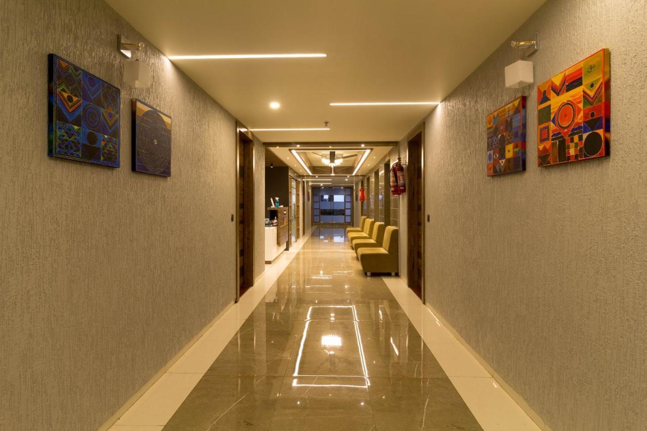 Hotel Green City Gandhinagar Exterior photo