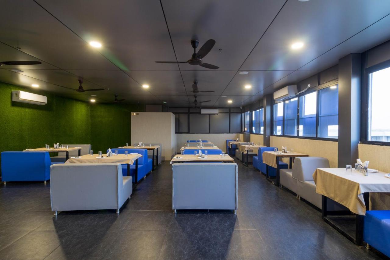 Hotel Green City Gandhinagar Exterior photo